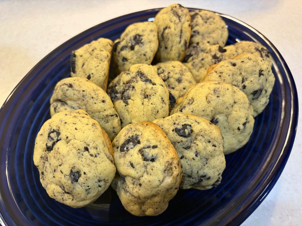 Cookie Jar Series #5: Cookies & Cream Cookies